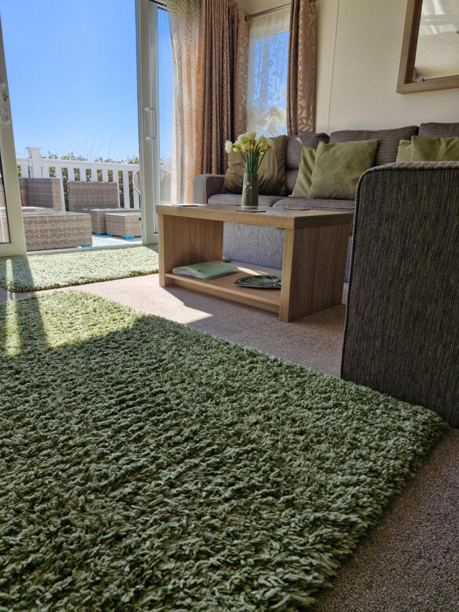 Beautiful 2 Bedroom Caravan, Holiday Park Tenby Saint Florence Экстерьер фото